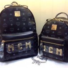 MCM中文官网 大LOGO款双肩包 黑色女士背包 一件大发