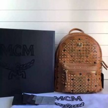 白云皮具城 MCM原单 全新金属牌 3层牛皮料包裹厚实拉牌 土黄