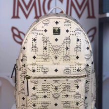 MCM官网 Gunta“M”字形铆钉背包 双向ykk拉链 铜牌独立编码