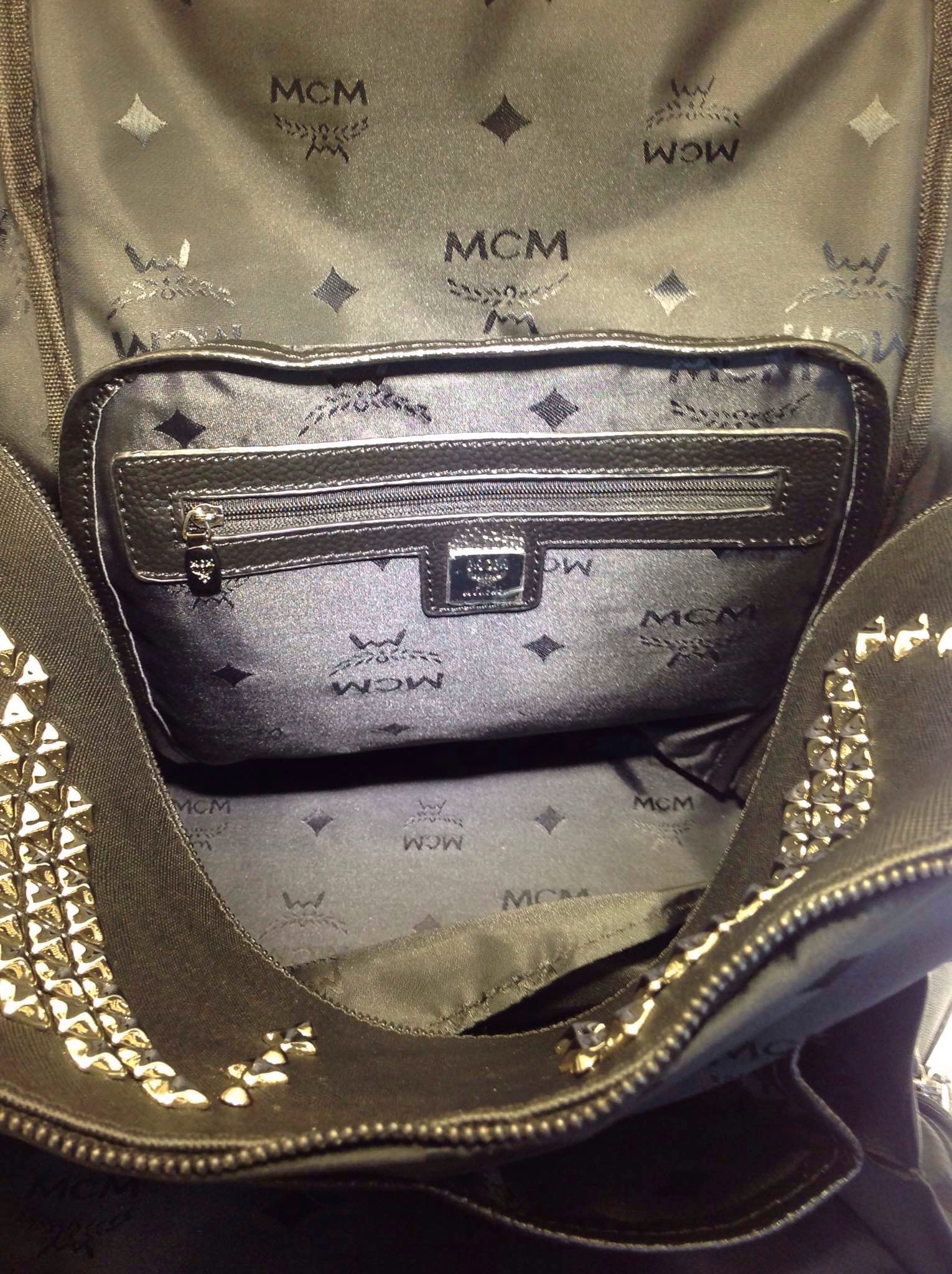 2015专柜满钉款 MCM黑色 中号女士双肩包 高档包包批发