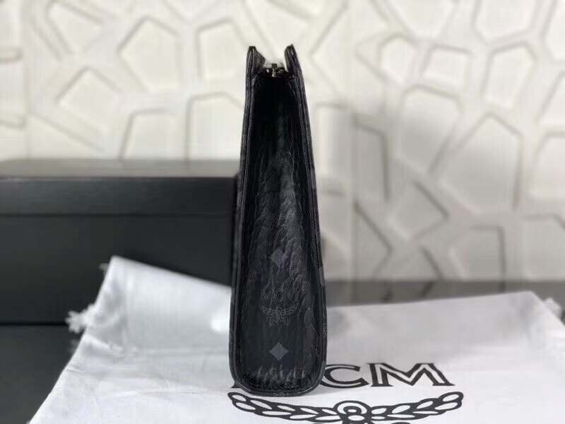 MCM2018年新款 经典LOGO印花拉链手包 原单PVC顶级ykk玉米大牙 无手绳 黑色