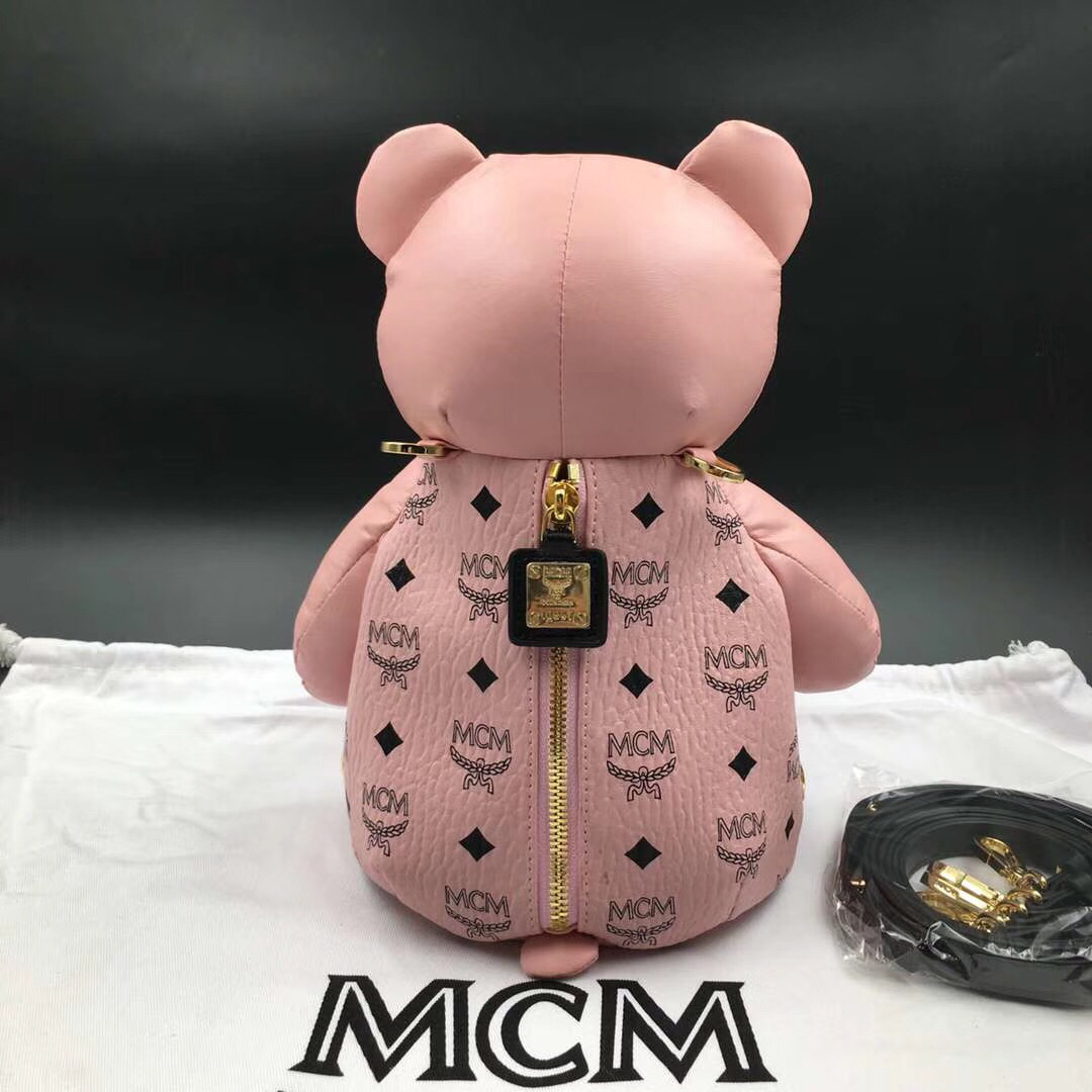 MCM官网同步 Bear Doll熊娃娃系列斜跨双肩背包 优雅好玩 冰激凌粉