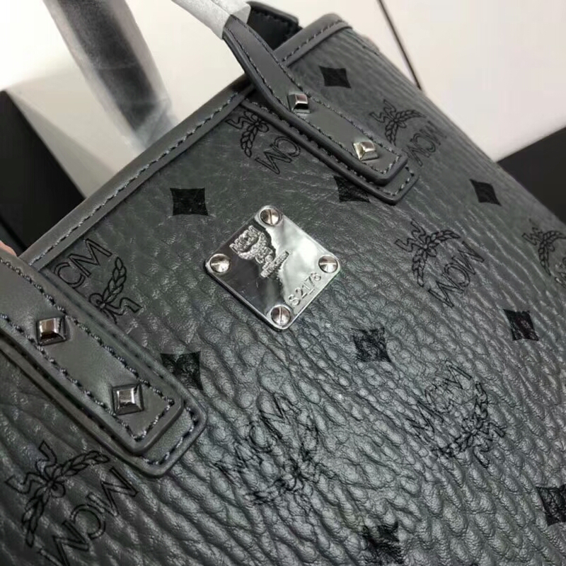 MCM包包批发 ANYA mini购物袋 多变的迷你 旅行的理想选择 灰色