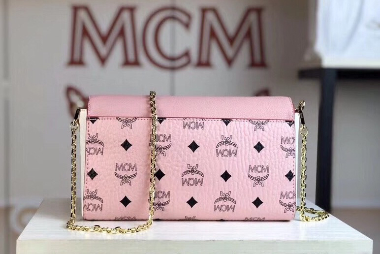 MCM Mille系列双皮盖链条包 翻盖设计 经典Visetos图案材质组合及色块皮革 冰激凌粉