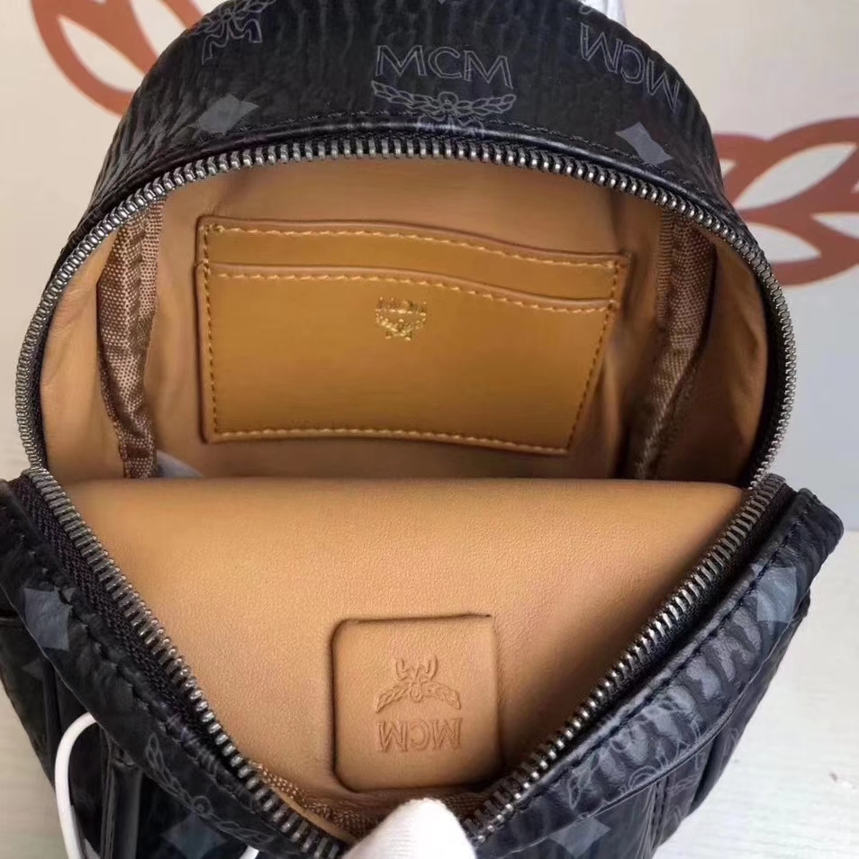 MCM 2019 新款 Essential X-mini 单肩/斜挎包（黑色）采用 MCM标志性Visetos印花设计 配有多功能肩带 可斜挎或手拎使用
